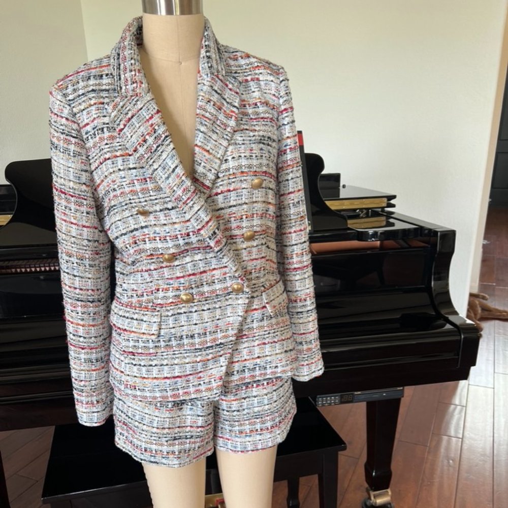 L' agence Blazer and Short suit